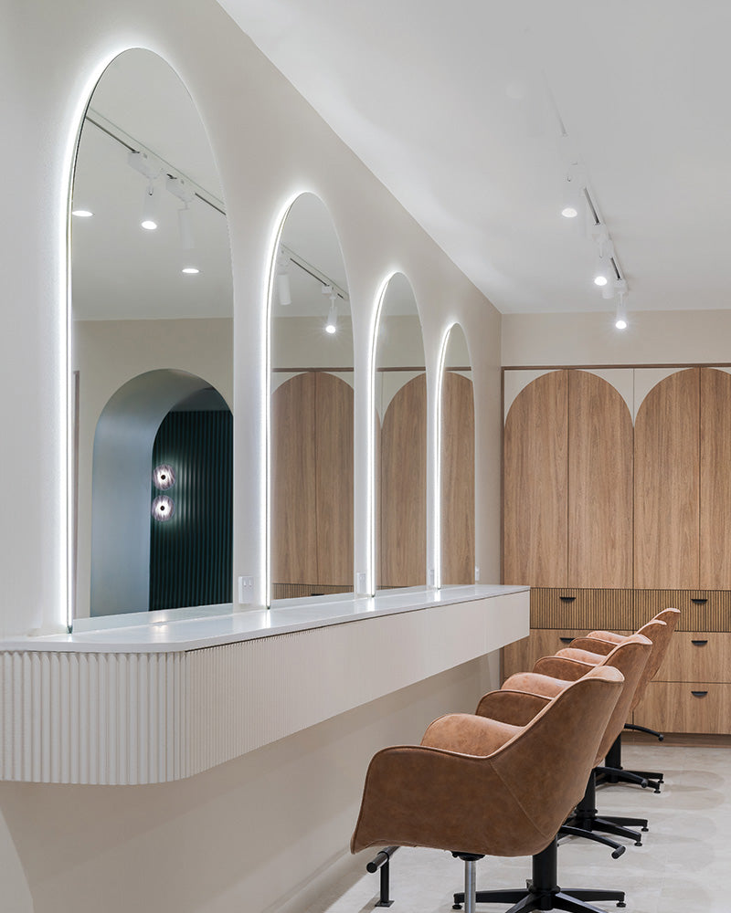 Arch LED II - Väggspegel med inbyggd belysning